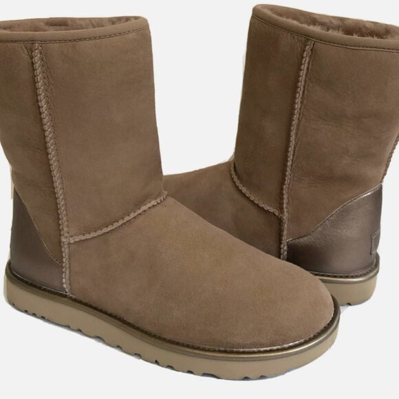 UGG Shoes - UGG CLASSIC SHORT II SHINE METALLIC BEACHWOOD BOOT Size 5